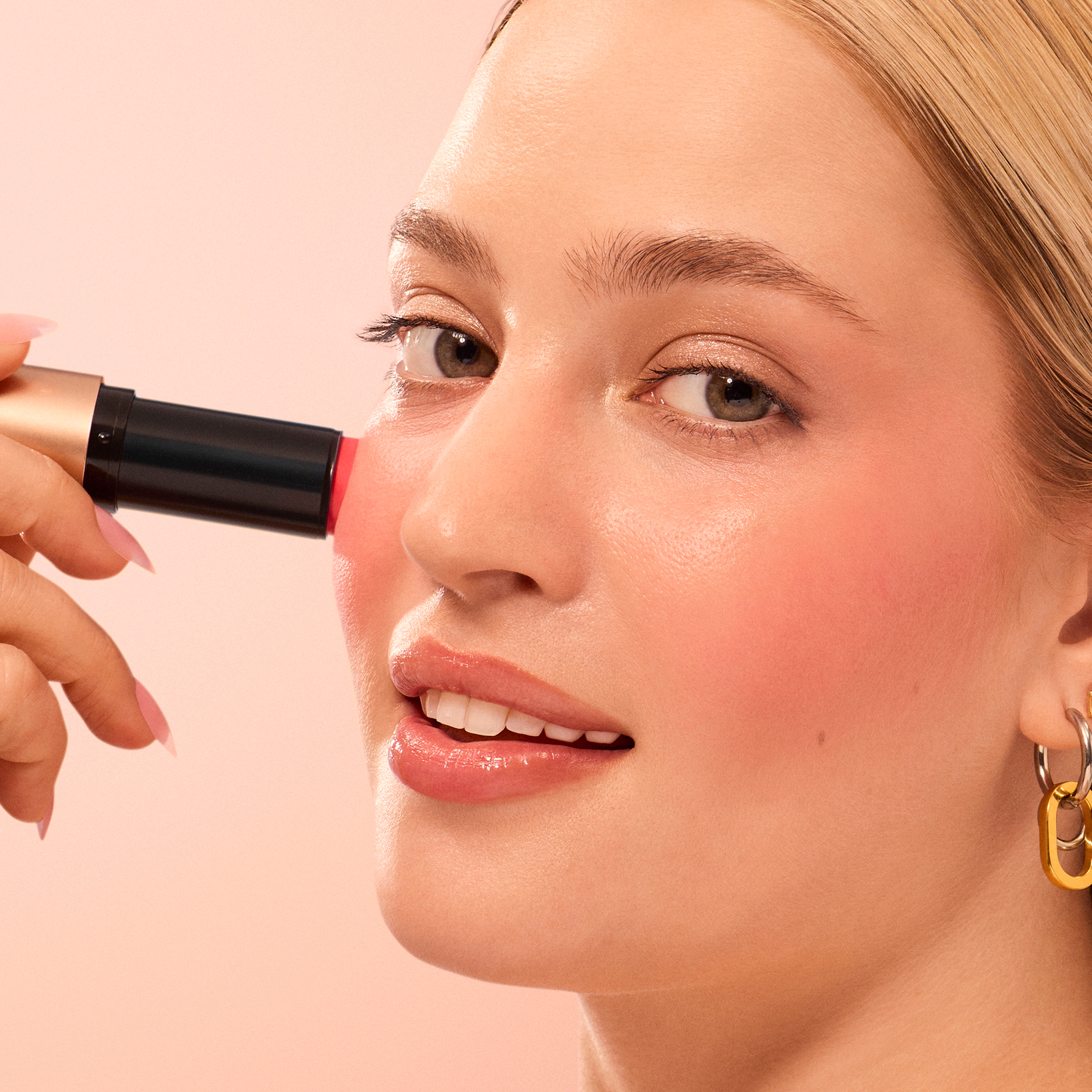 E.L.F. SOFT GLAM CREAM BLUSH (BARRA DE RUBOR CREMOSA)